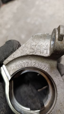 Опора подвесного подшипника передней полуоси 397742387R RENAULT