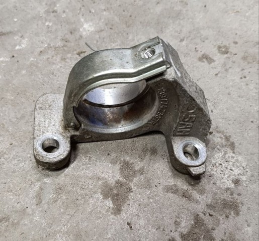 397742387R RENAULT Опора подвесного подшипника передней полуоси купить в Каменское