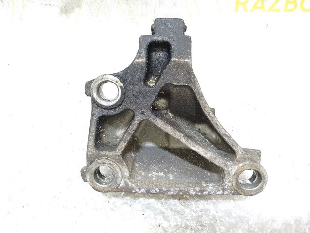 397743031R RENAULT Опора подвесного подшипника передней полуоси купить в Днепр