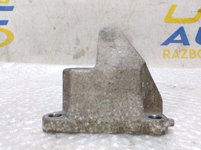 RENAULT 397743031R Опора подвесного подшипника передней полуоси в наличии Украина