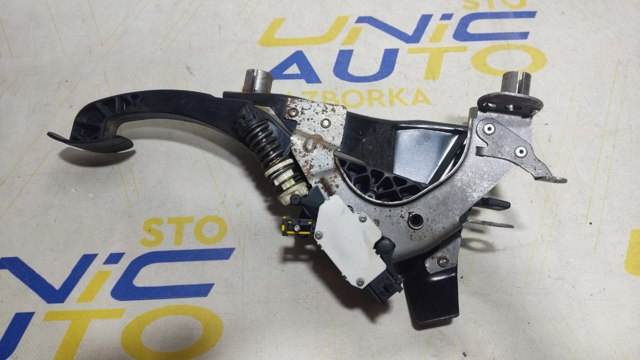 Педаль сцепления 465030038R RENAULT