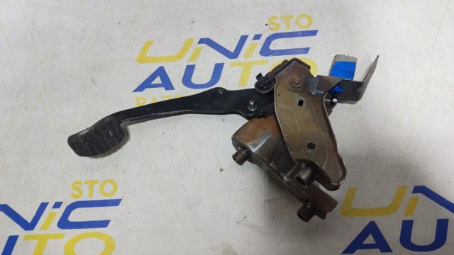 Педаль сцепления 465031703R RENAULT