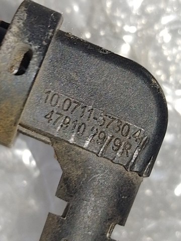 479102979R Датчик АБС (ABS) передний купить Павлоград
