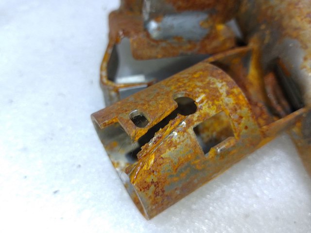 488100057R RENAULT Вал рулевой колонки купить в Тернополь