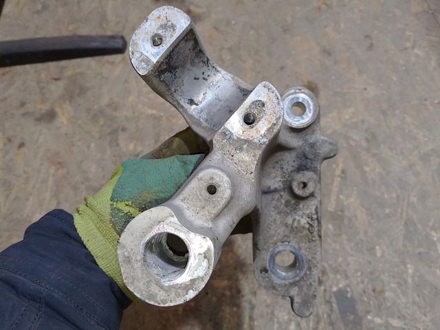 548500910R RENAULT купить в Павлоград