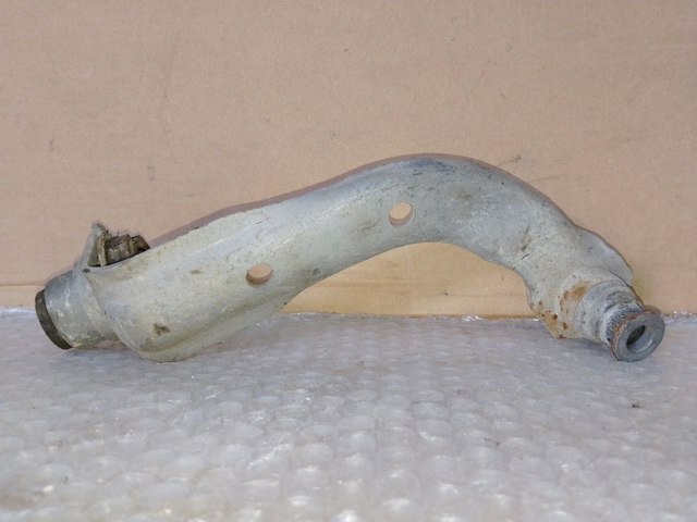 Кронштейн передней балки 548507682R RENAULT