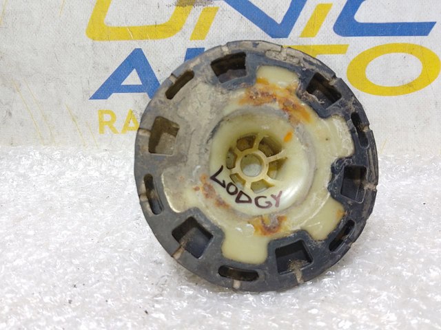 Проставка верняя задней пружины 552400827R RENAULT