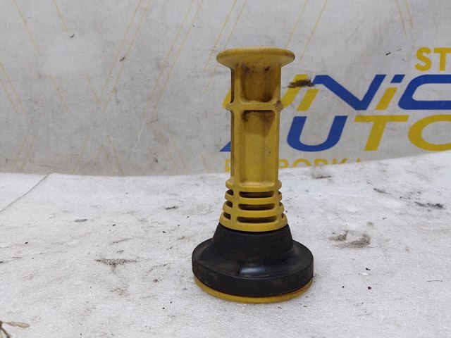 555220013R Отбойник пружины задней купить Одесса