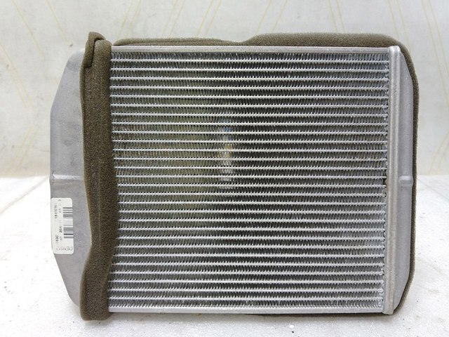 Радиатор печки 5R5810100 RENAULT