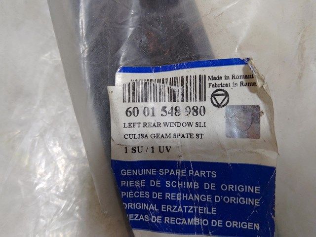 RENAULT 6001548980 Направляющая стекла рамки двери задней левой в наличии Киев
