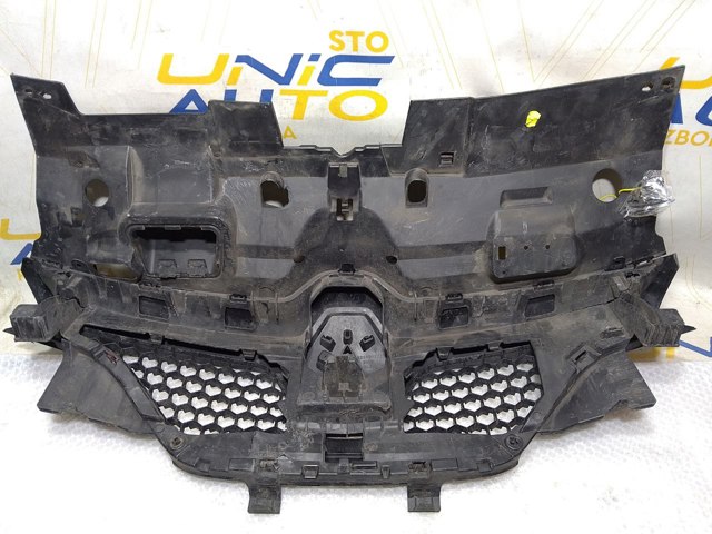 RENAULT 620367378R Кронштейн решетки радиатора в наличии Полтава