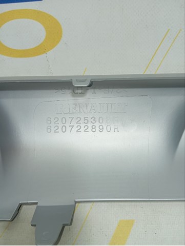 Сплиттер переднего бампера 620725308R RENAULT