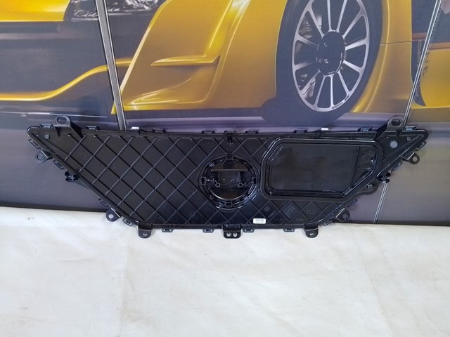 NISSAN 620725SK0B Решетка радиатора в наличии Хмельницкий