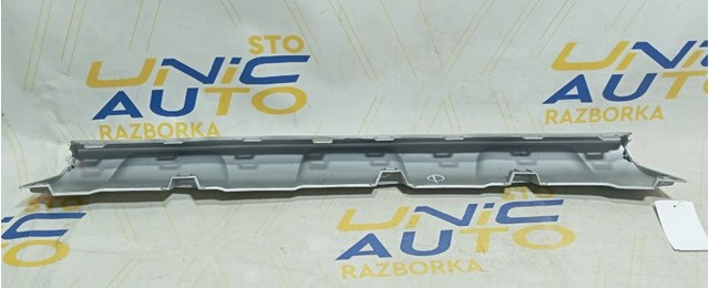 RENAULT 620729344R Накладка бампера переднего центральная в наличии Чернигов