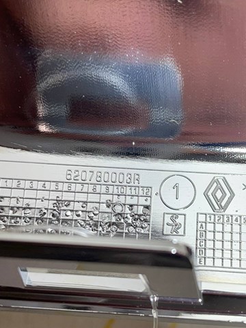 620780003R Решетка радиатора купить Харьков