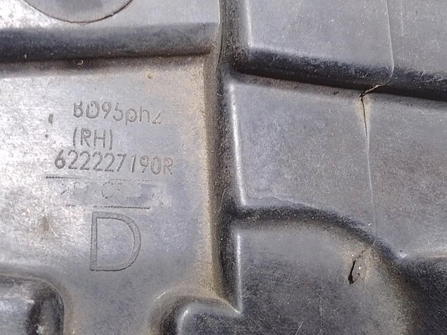 622227190R Кронштейн бампера переднего правый купить Ирпень