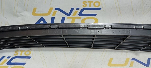 RENAULT 622547994R Решетка радиатора в наличии Полтава