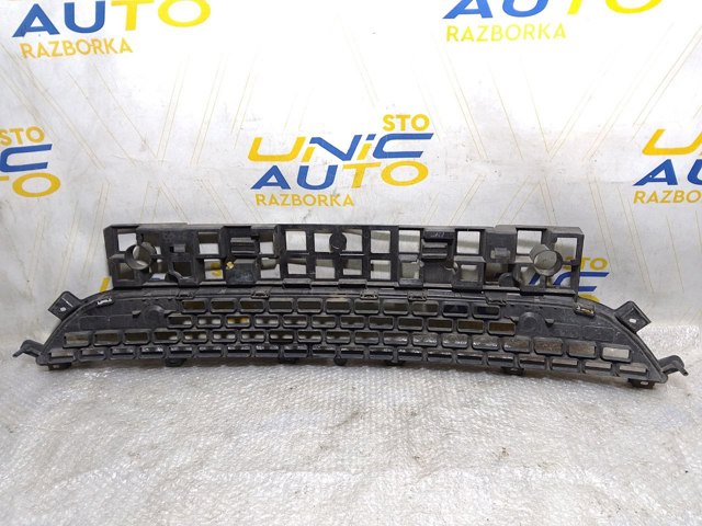 622548761R RENAULT Решетка бампера купить в Черновцы