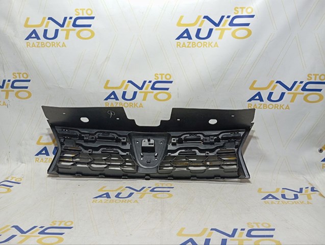 623100838R RENAULT Решетка радиатора купить в Харьков