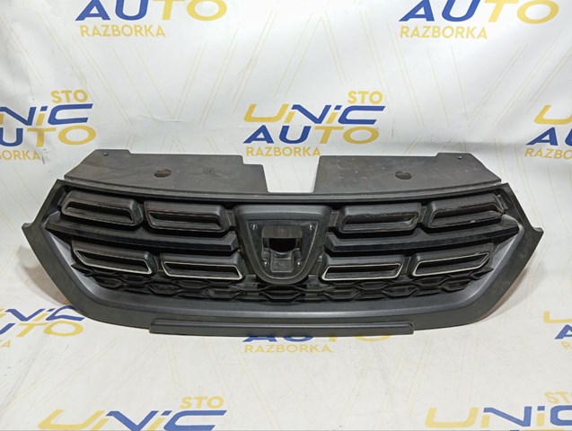 623107630R RENAULT Решетка радиатора купить в Винница