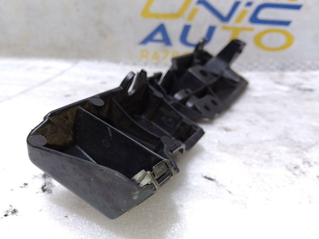 RENAULT 631223715R Кронштейн крепления крыла  переднего правого верхний в наличии Винница