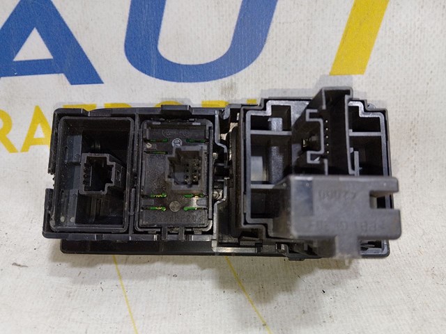 Кнопка корректора фар 648450001R RENAULT