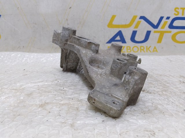 RENAULT 648606762R Кронштейн подушки (опоры) двигателя левой в наличии Сумы