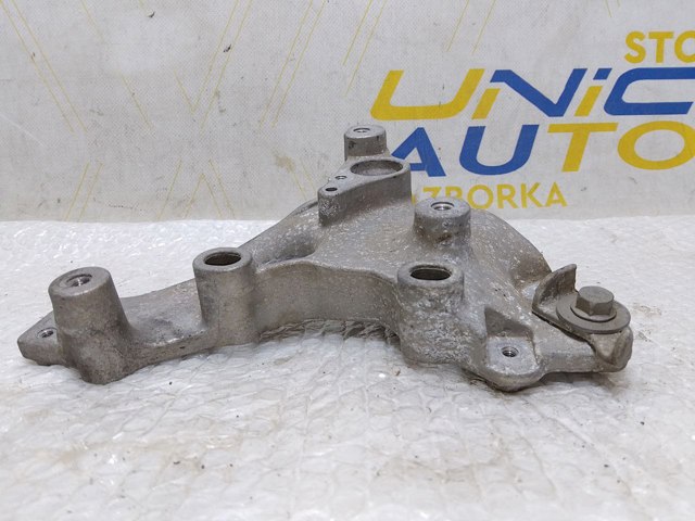 648606762R RENAULT Кронштейн подушки (опоры) двигателя левой купить в Винница