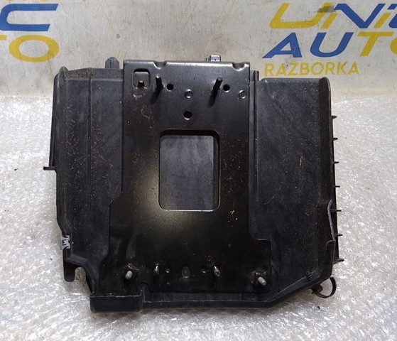 RENAULT 648944878R Полка под аккумулятор в наличии Кривой Рог