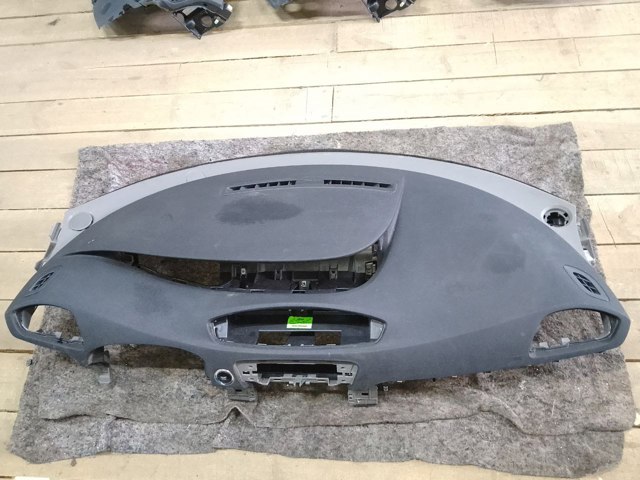 Панель приборная торпеды 681008681R RENAULT