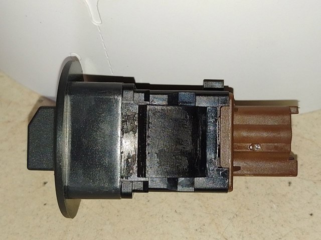 RENAULT 681995290R Кнопка отключения подушек безопасности AIRBAG в наличии Черновцы