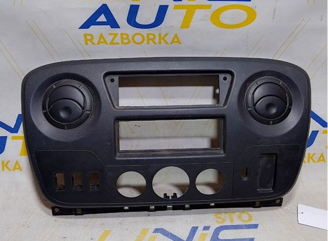 Облицовка приборов управления "торпедо" 682600025R RENAULT