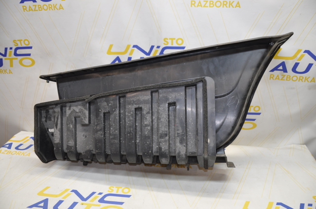 RENAULT 769520009R Накладка подножки в наличии Полтава