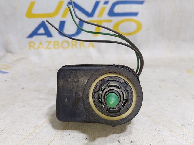 Электрокорректор фар 7700840141 RENAULT