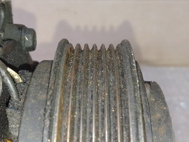 Компрессор хладагента 7700859676 RENAULT