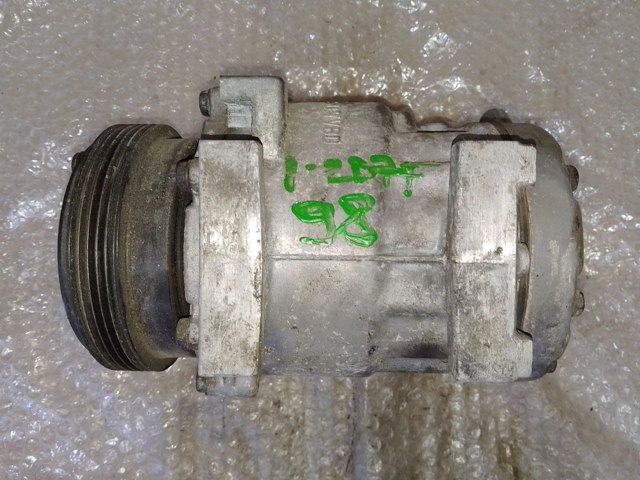 7700875489 RENAULT Компрессор кондиционера купить в Украина