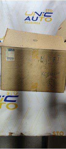RENAULT 7701064022 Правая фара в наличии Кривой Рог