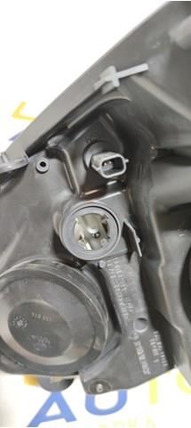 7701064130 RENAULT Фара правая купить в Каменское