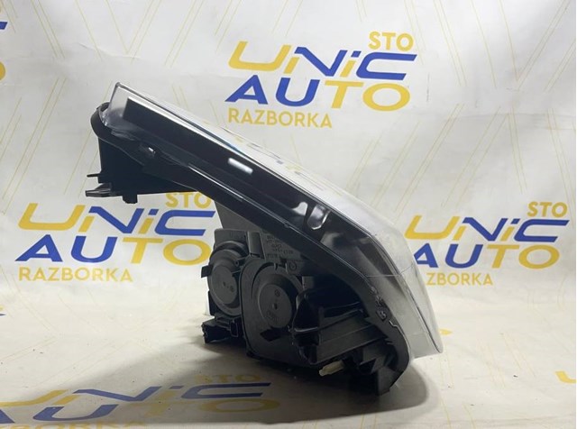 7701064399 RENAULT Правая фара купить в Киев