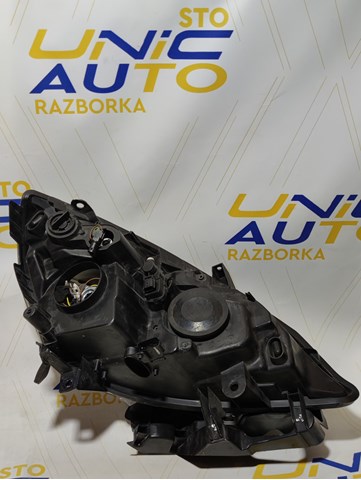 RENAULT 7701065913 Левая фара в наличии Хмельницкий