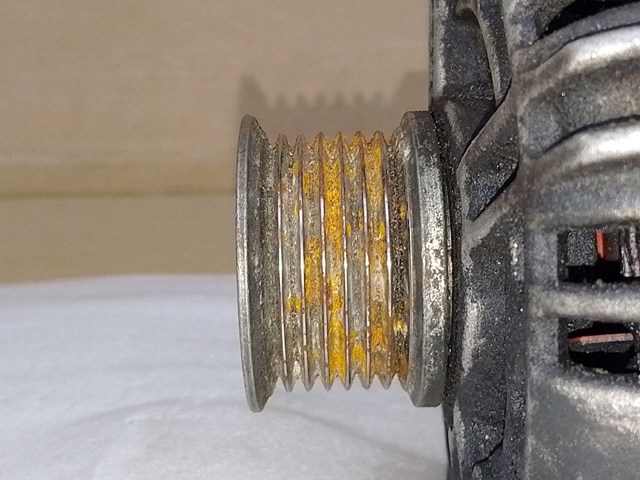7711135812 RENAULT Генератор купить в Харьков