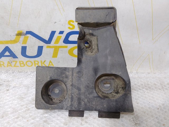 788136179R RENAULT Брызговик задний левый купить в Каменское