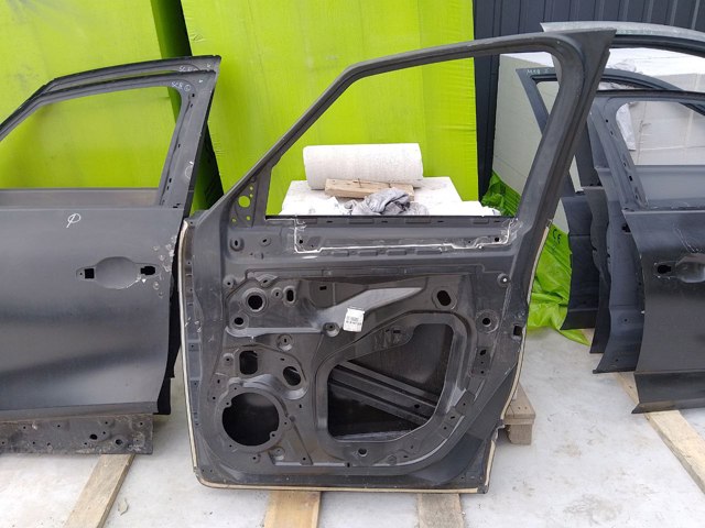 801004703R RENAULT Дверь передняя правая купить в Одесса