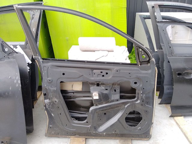 Дверь передняя, левая 801014487R RENAULT