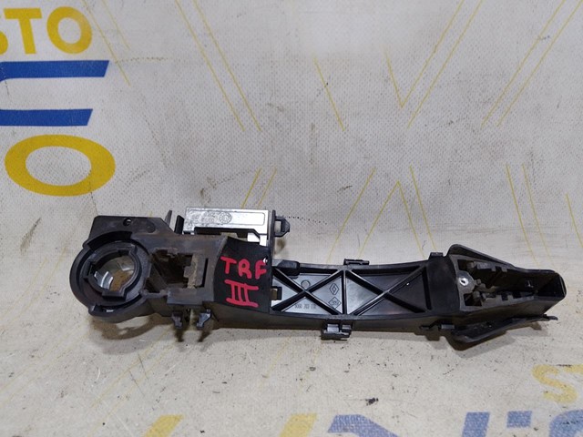 RENAULT 806070377R Держатель наружной ручки двери задней левой в наличии Киев