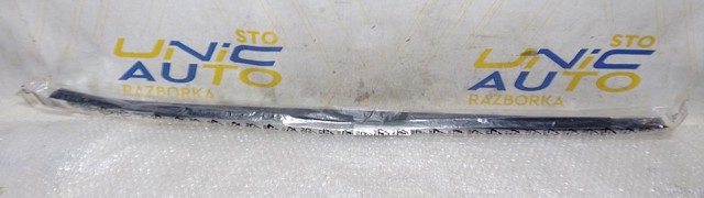 RENAULT 808204013R Уплотнитель стекла передней правой двери в наличии Житомир