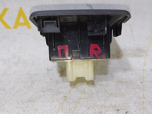 RENAULT 809608963R в наличии Запорожье