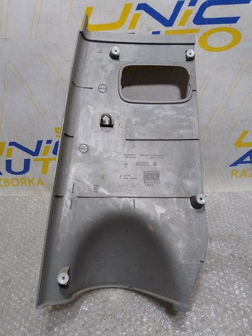 RENAULT 8200006055 Обшивка стойки кузова внутренняя средняя нижняя левая в наличии Кривой Рог