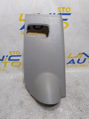 Обшивка стойки кузова внутренняя, средняя нижняя левая 8200006055 RENAULT