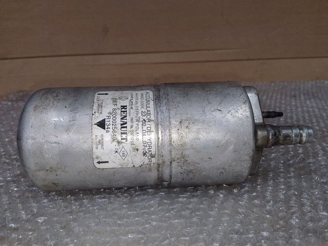 RENAULT 8200025640 Осушитель кондиционера в наличии Ровно